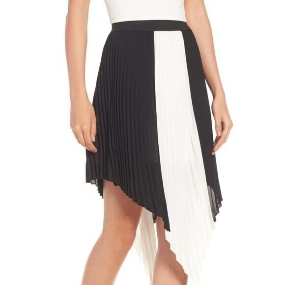 BP Black and White Uneven Hem Pleated Skirt SZ S NEW - $39.00