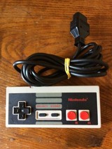 Genuine Original Authentic OEM Nintendo brand NES CONTROLLER - NES-004 1980&#39;s - £14.34 GBP