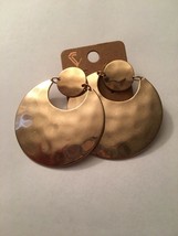 Pierced Earrings Textured Round Gold Color 2” Diameter New NIP - £2.65 GBP