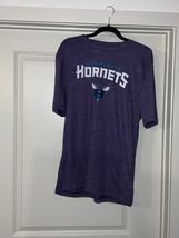 NBA Men’s Charlotte Hornets Triblend Purple T-shirt Size Large - $405.80 MXN
