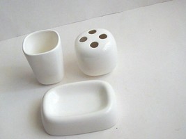Vintage White Ceramic Bathroom Set Soap Dish/Toothbrush Holder/Cup - $13.49