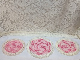 4 Vintage Crochet Doilies Mixed Sizes White and Pink - £7.65 GBP