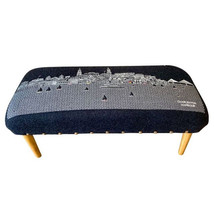 38" Gray Wool And Brown Ottoman - $10,229.82 MXN
