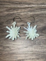 NEW Winter Snowflakes Plastic Hook Earrings Estate Jewelry Find KG JD - $11.87