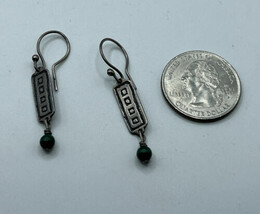 Sterling Silver - Malachite Dangle Earrings .925 “TRADES” Unknown Mark - $741.18 MXN
