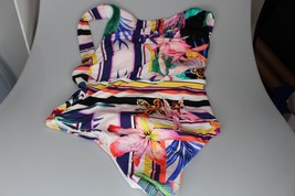 NWT Trina Turk Treasure Cove High Neck One Piece Swimsuit Size 6 - £54.36 GBP