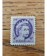 Canada Stamp Queen Elizabeth II 4c Used - €1,70 EUR