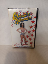Wonder Woman: Collectors Ed. Vhs + #800 + 2 Variant Covers - 1st App. Of Trinity - £40.06 GBP