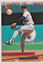 Kevin Tapani Minnesota Twins Pitcher 1993 Fleer ULTRA Card # 237 Near Mint - $1.52