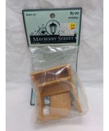 *Need Repair* Mayberry Street Miniatures School Desk Dollhouse Accessory - $242.68 MXN