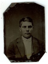 CIRCA 1860&#39;S 1.5X2 in TINTYPE Handsome Young Man Wearing Suit &amp; Tie - £7.57 GBP
