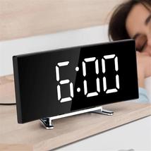 LED Display Alarm Clock - £15.70 GBP