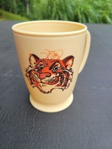 Vintage Esso Tiger Whirley Industries Plastic Travel Coffee Mug - £9.46 GBP