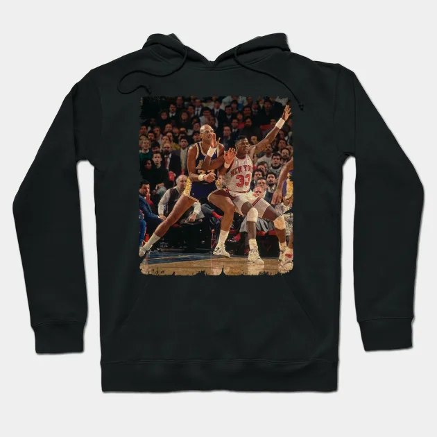 Kareem Abdul Jabbar Vs Patrick Ewing Hoodie - $36.99