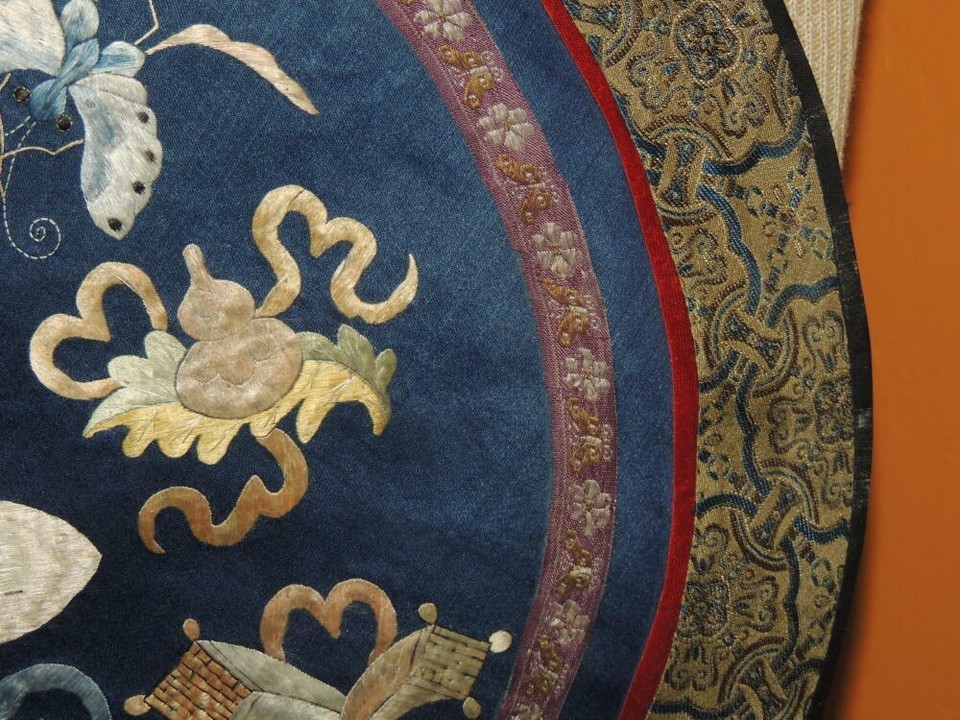 Antique Chinese Silk Embroidery 15" Panel Tapestry round boy lotus dragonfly Item image 4