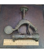 Ancien ancien bougeoir africain en bronze, laiton figurine animal mystér... - $179.53 CAD