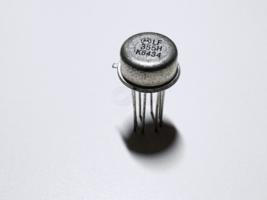 LF355H MOTOROLA JFET Input Op Amp High Speed TO-99-8 - $4.40