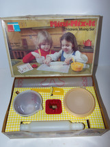 Vintage 1979 Tupperware Toys Mini Mix It Children&#39;s Mixing Set Orig Box ... - $69.25