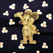 Disney Trading Pin Gold Tone Mickey Mouse Smiling Statue SDR 2008 - £7.90 GBP