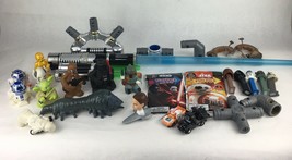 Star Wars Lot of 25 Assorted Figures Weapons Promo Items - £29.86 GBP