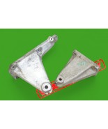03-2006 Mercedes R230 SL500 Engine Motor Right Left Side Bracket Mount P... - $90.00