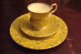 Elizabethan Compatible with England Light Green Yellow Trio Cup, Saucer ... - $1,171.54 MXN