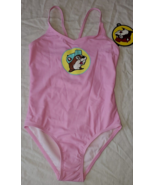BUC-EE&#39;S Girl&#39;s 1 Piece Swim Suit YOUTH MEDIUM Buc-ee The Beaver Pink New - $367.59 MXN