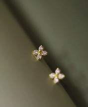 9ct Solid Gold Pretty Pink-Kiss Stud Zirconia  Earrings - flower, sparkle, 9K - £63.44 GBP