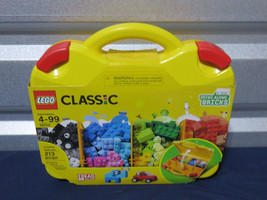 New Sealed Lego Classic 10713 Creative Suitcase Set (B8) - £14.21 GBP