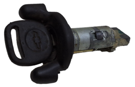 99 00 Chevy Silverado GMC Sierra ignition lock with key OEM - $14.84