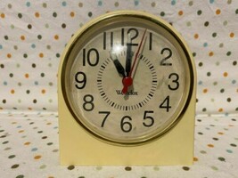 Vintage Westclox Wind Up Alarm Clock Glow in Dark Hands Made in China - 1980&#39;s - £15.95 GBP