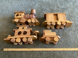 Large Vintage Wood Train   Maker Unknown  homemade - €64,48 EUR
