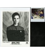 TERRY FARRELL 8 X 10 BW PHOTO SIGNED TO PROMOTE STAR TREK 1996 VERY RARE - $760.62 MXN