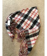 MSRP $33 Charter Club Classic Plaid Boucle Triangle Scarf Black One Size - $9.49