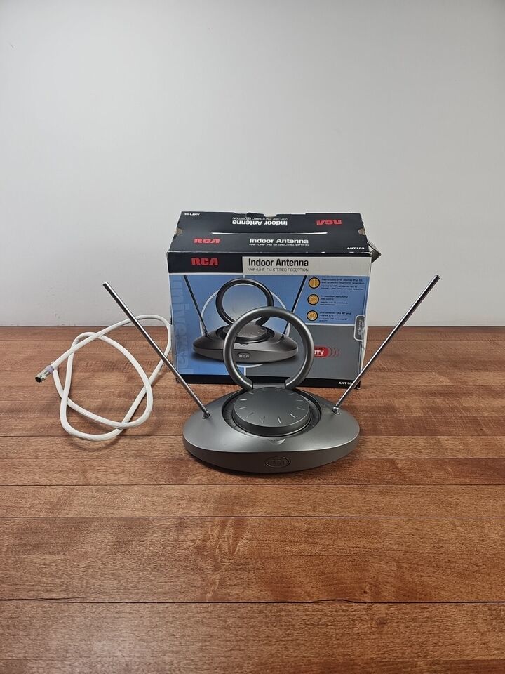 RCA HDTV Antenna Model : ANT103 - $24.50