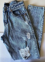 Forever 21 ripped jeans Women size S - £8.89 GBP