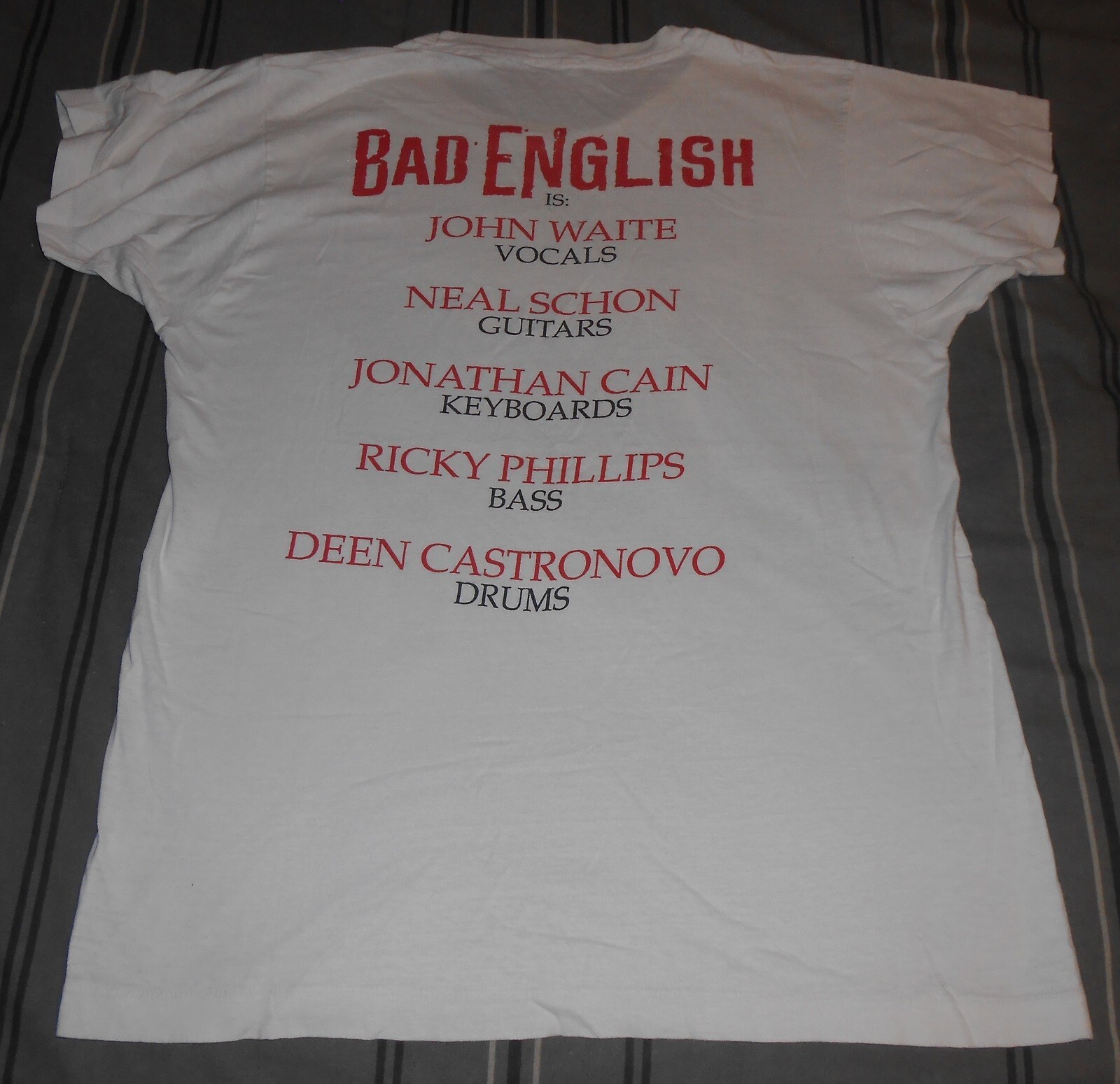Vintage 1990's BAD ENGLISH  Concert  T-Shirt,  Short sleeve,  Approx. Sz. L Item image 3