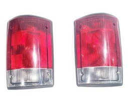 2005 2014 Ford E350 OEM Pair Of Rear Taillights - £58.26 GBP