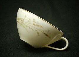 An item in the Pottery & Glass category: Old Vintage Golden Harvest Fine China 2" Flat Cup Wheat Sprays w Gold Trim Japan