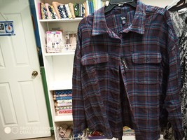 Plaid Lee XXL Long Sleve - $3.00