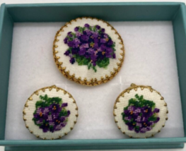 Vintage Needlepoint Petit Point Purple Violets Set 1.25&quot; Brooch Clip On Earrings - £31.64 GBP