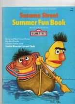 VINTAGE 1970s Sesame Street Magazine Summer Fun Book Bert Ernie - £15.56 GBP