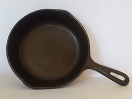 Wagner Ware Cast Iron Frypan Skillet Vintage USA Made 8 in #5 Seasoned No Spin - £25.79 GBP