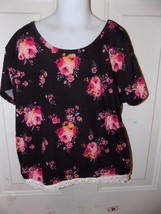 Mudd Floral Black Cropped Shirt Size 12 Girl&#39;s EUC - £11.23 GBP