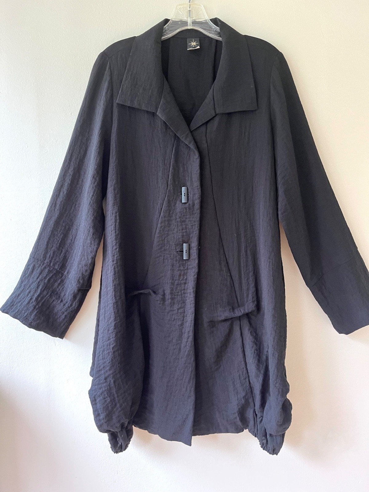 Moonlight Sz M Textured Black Stretch Pockets Jacket Coat Top V Neck - $67.81