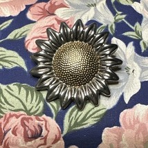 Vintage Gold Tone Best Sunflower Fashion Hook Pendant Fashion Brooch - $272.58 MXN