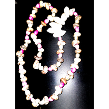 Absolutely gorgeous vintage handmade shell necklace - £24.47 GBP