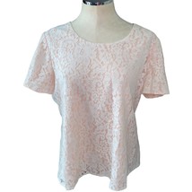 Chico&#39;s Lace Overlay Embroidered front short sleeve shirt Size 1 M/8 cream/peach - £21.47 GBP