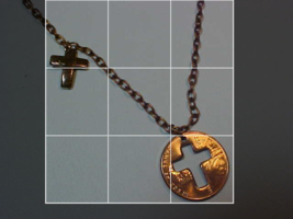 Religious Faith PENNY COIN/CROSS Cut Out In Center Pendant Bronze Chain Necklace - £7.08 GBP