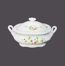 Mikasa Berry Bloom DB007 covered tureen | serving bowl. Made in Japan. - $197.13